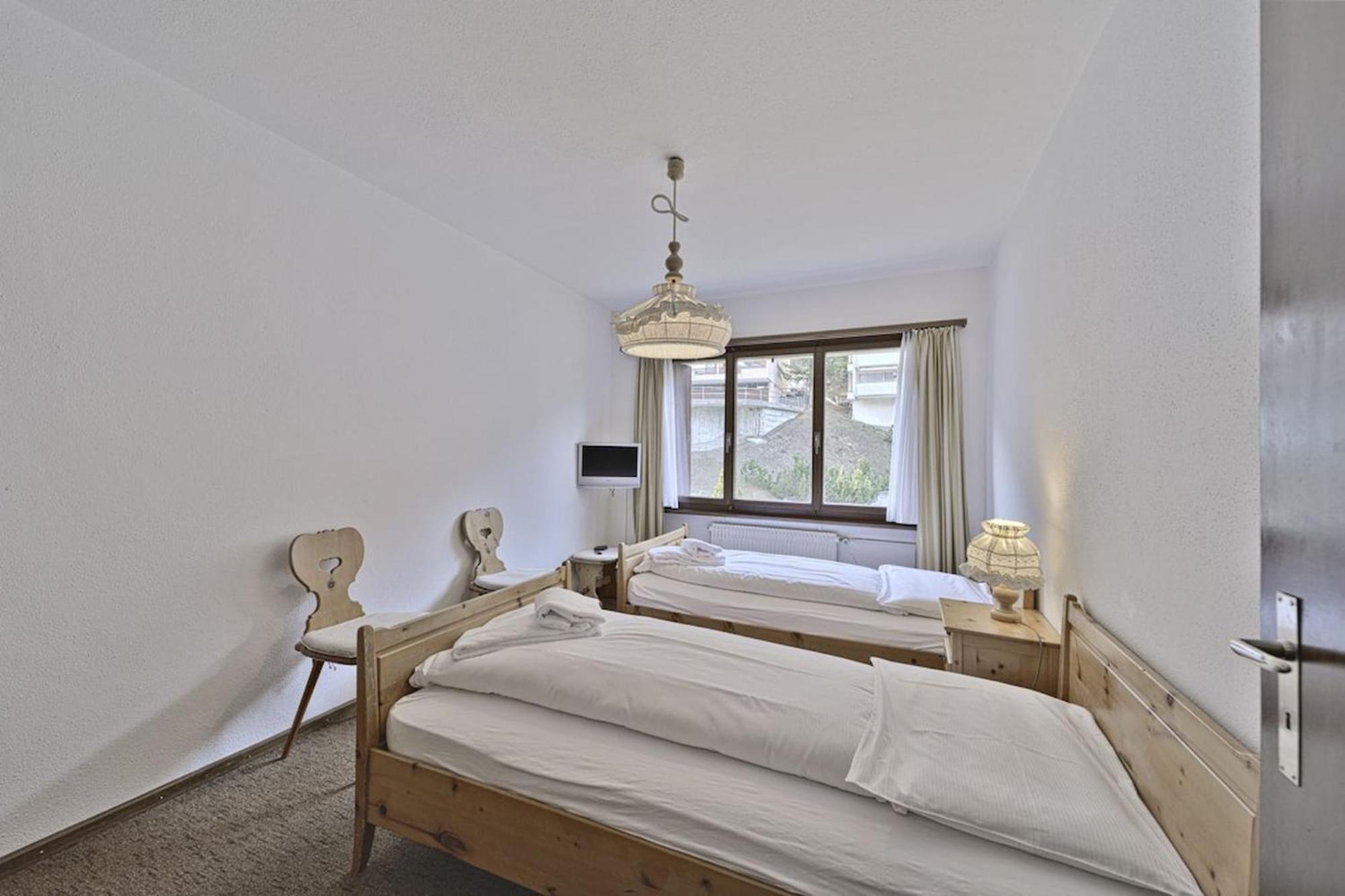 Apartamento Chesa Arlas - *